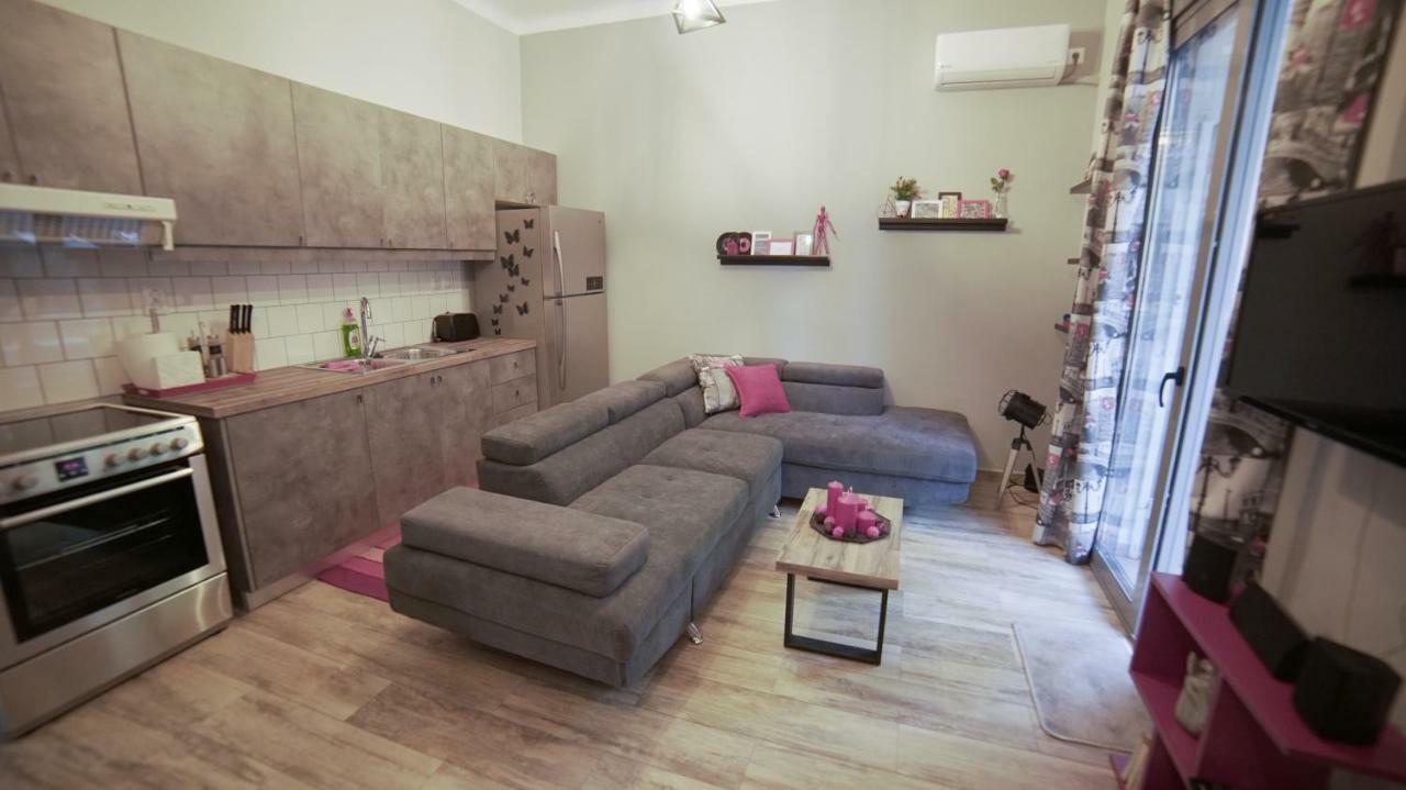 D16-cosy Downtown * Athens